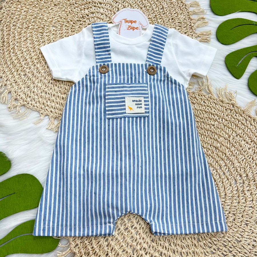 Jardineira em Linho Listrada Azul e camiseta Off